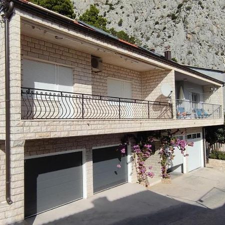 Apartment Adrian Omiš Exterior foto